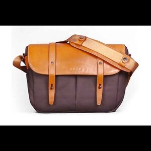 ZKIN Champ Camera Shoulder Bag - Orange Brown Retails for over $200